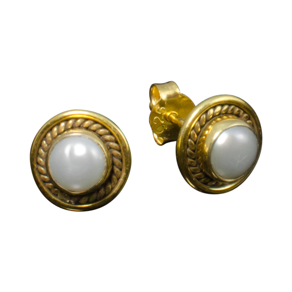cute circle simple pearl gold vermeil stud post earrings 