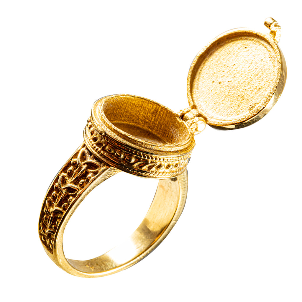 Pentagram Brass Poison Ring